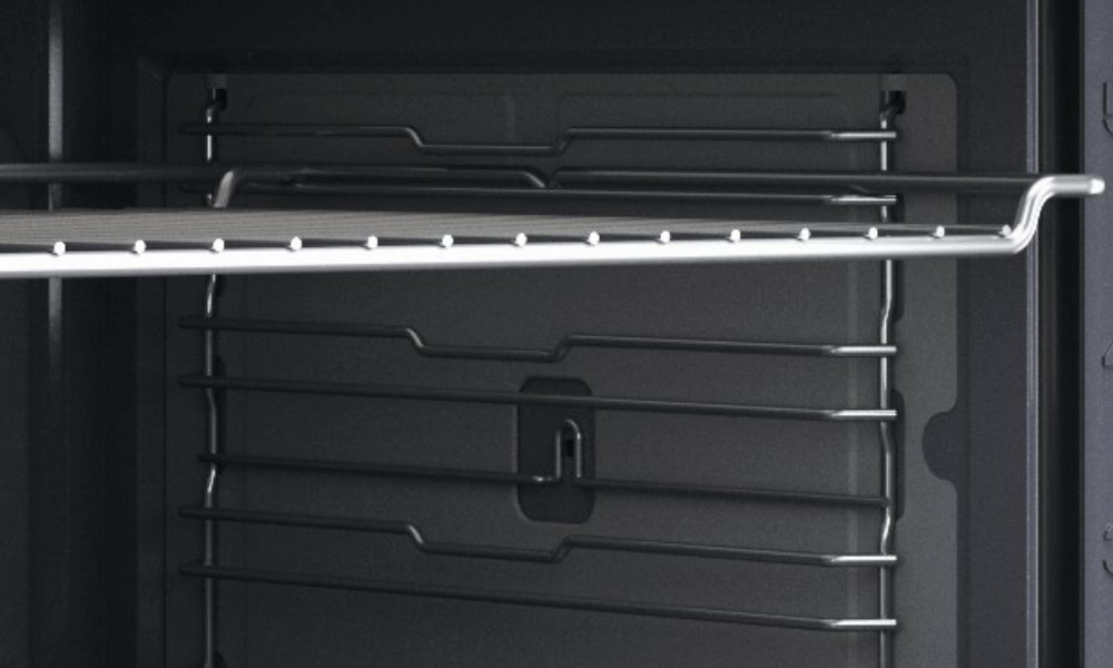 PIEKARNIK WHIRLPOOL WOI5S8CM1SBA wnętrze środek drabinki panele kataliza rozkładanie brudu tłuszczu