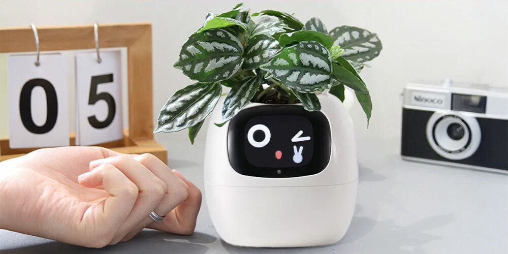 Doniczka inteligentna PLANTSIO IVY Wi-fi Biały doniczka ustawiona na blacie estetyczna trwała wymiry 114 x 100 x 96 mm silikonowa podkładka stabilność funkcjonalność elegancja zapobiega rysowaniu powierzchni