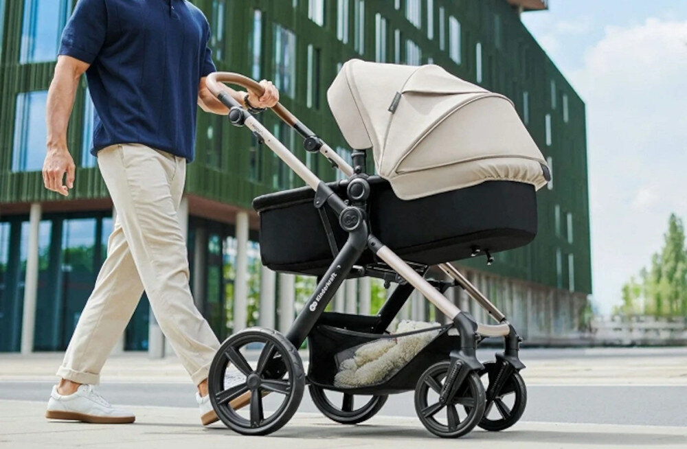 Wózek wielofunkcyjny KINDERKRAFT Moov 2 Air 4w1 Szary do codziennych spacerów wygląd design prezentacja wizualizacja