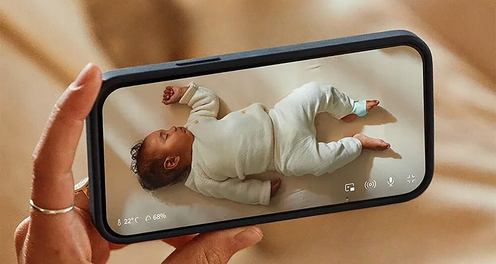 Niania elektroniczna OWLET Dream Sight Biały zdjęcie lifestyle Reakcja w odpowiednim momencie Wyraźny obraz 2K HD i tryb nocny kontrola wysyła powiadomienia w czasie rzeczywistym