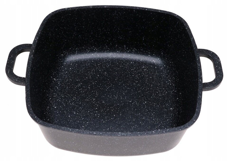 Czarny garnek marmurowy o kwadratowym kształcie z dwoma uchwytami, posiadający widoczne białe kropki na powierzchni.