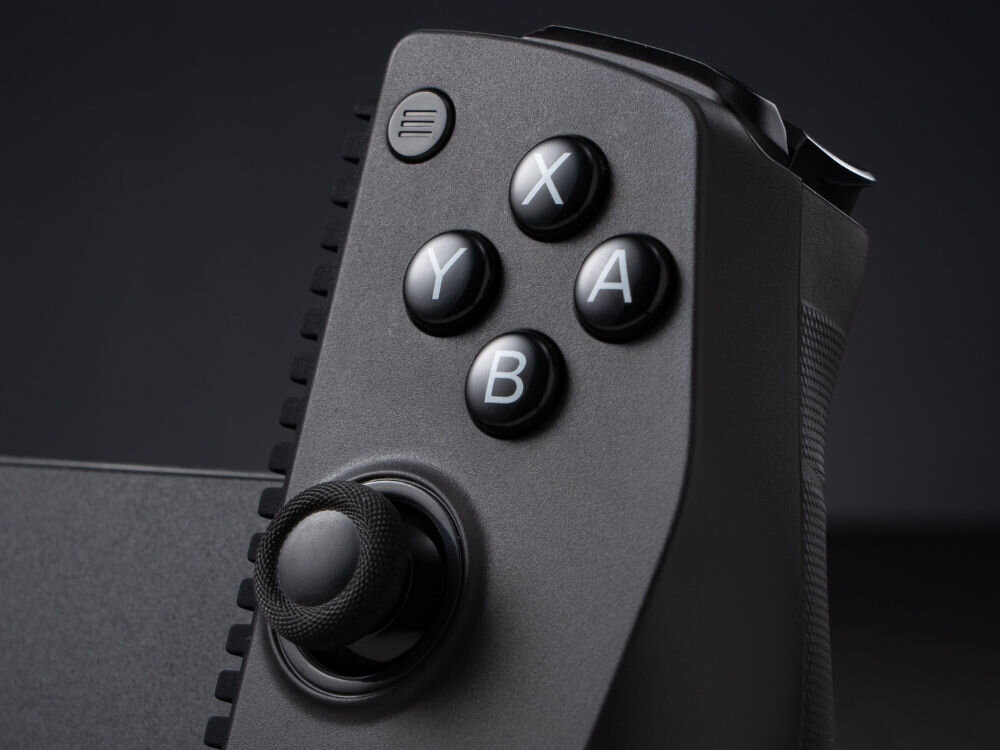 Kontroler GAMESIR X5s Czarny
                drążek i klawisze w przybliżeniu drążki spusty hall effect 360 eliminuje problem driftu liniowa praca szybka reakcja hair trigger