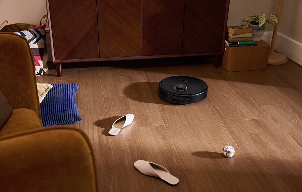 Robot sprzątający ROBOROCK Qrevo 5AE Czarny Odkurzanie bez wysiłku moc ssąca kurz, okruchy, sierść i inne zabrudzenia szczeliny między deskami