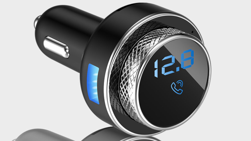 Transmiter FM MANTA Stream TFM101 BT  - wyświetlacz