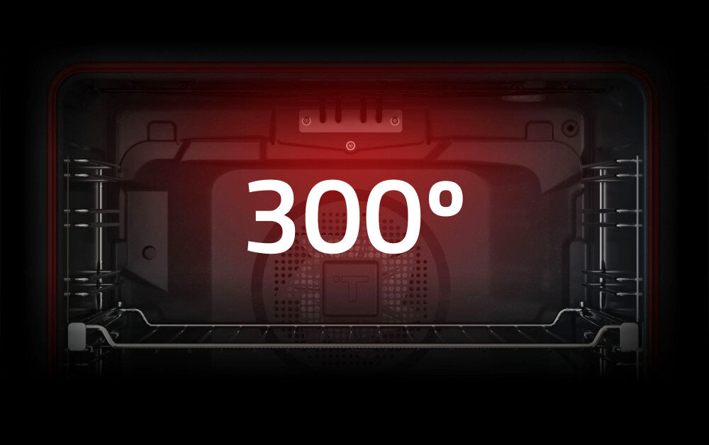 Piekarnik TEKA Neo HSB 6250 P FBK Zdjęcie ukazuje wnętrze piekarnika oświetlone czerwonym światłem z dużym, centralnie umieszczonym napisem „300°”. W tle widać elementy konstrukcyjne komory, w tym wentylator oraz metalowe kratki po bokach temperatura 300 stopni chrupkość zarumienienie efekty potrawy