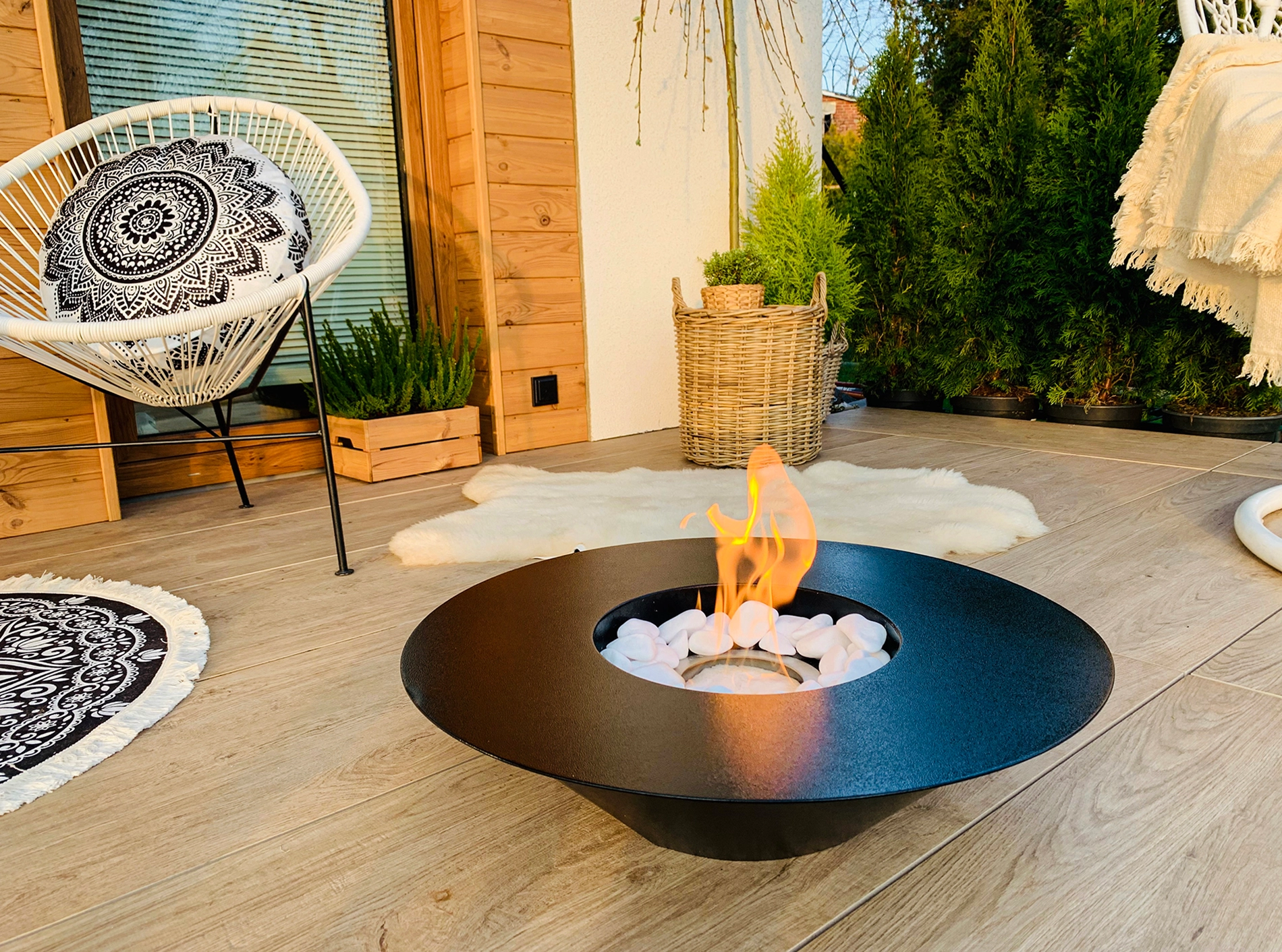 Biokominek Universe czarny mat