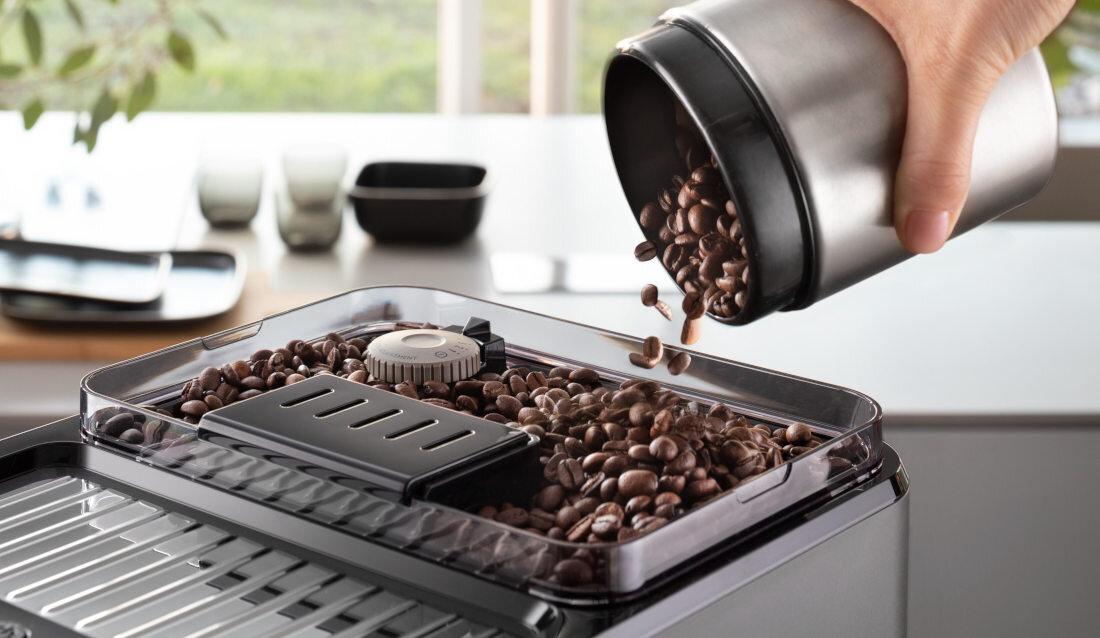 Ekspres DELONGHI Eletta Explore ECAM450.65.S swiezo zmielona kawa smak aromat Drobne i rownomierne mielenie