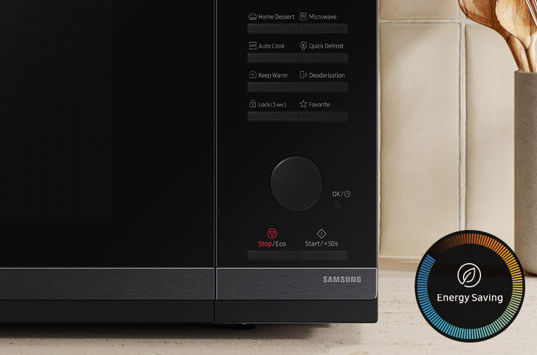 Tryb oszczędzania energii pozwala obniżyć zużycie prądu przez kuchenkę mikrofalową Samsung