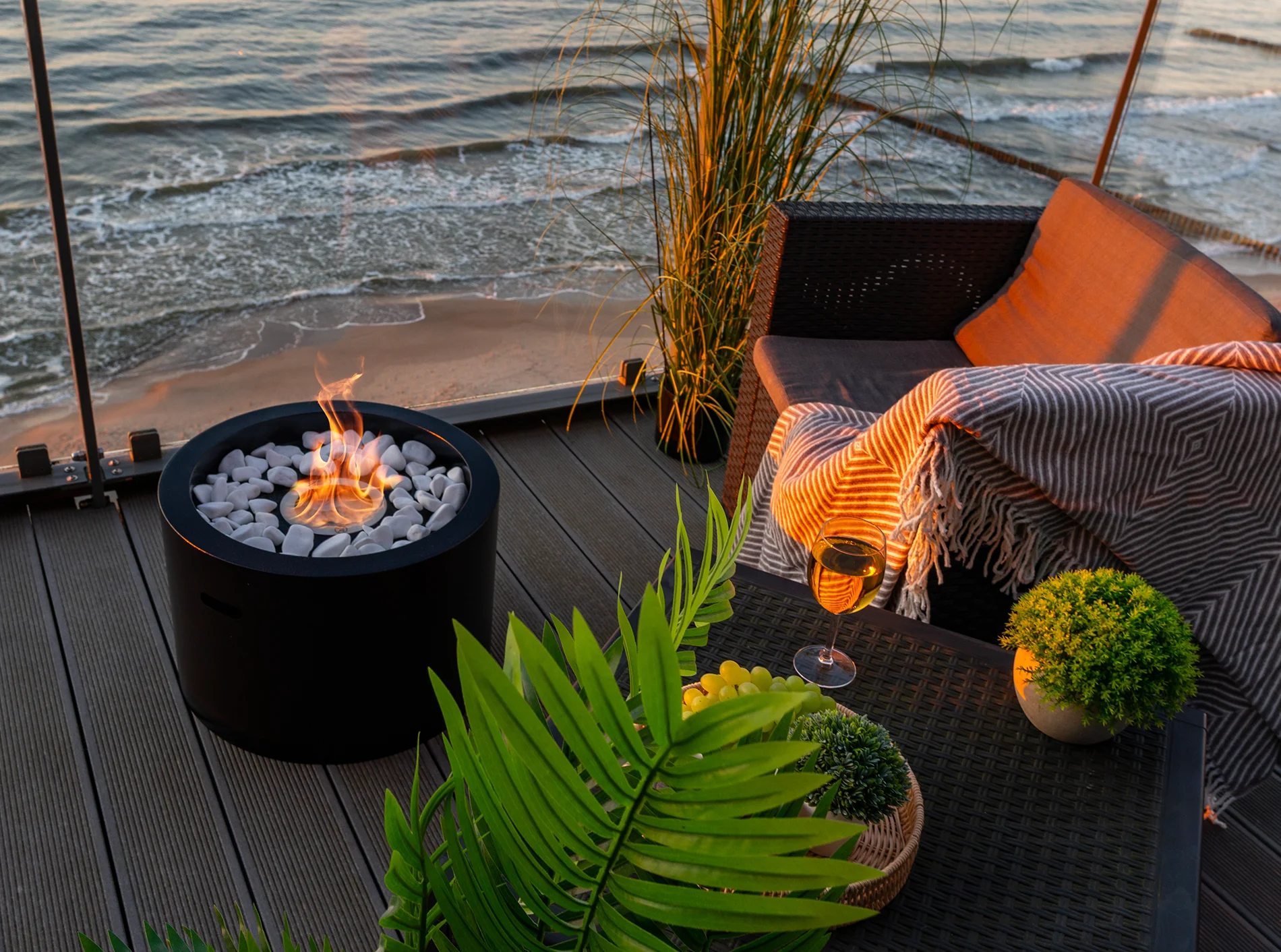 Biokominek Moon czarny mat