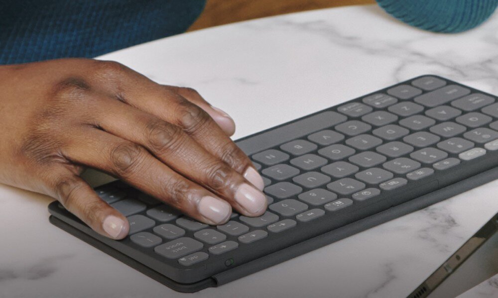 Klawiatura LOGITECH Keys-To-Go 2 Grafitowy zasilanie bateria czas działania