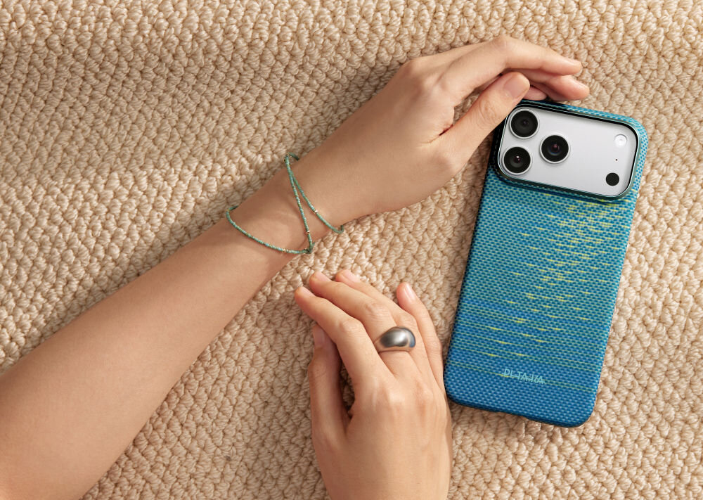 Etui PITAKA Ultra-Slim MagSafe wlokno aramidowe stal odpornosc zarysowania przebarwienia