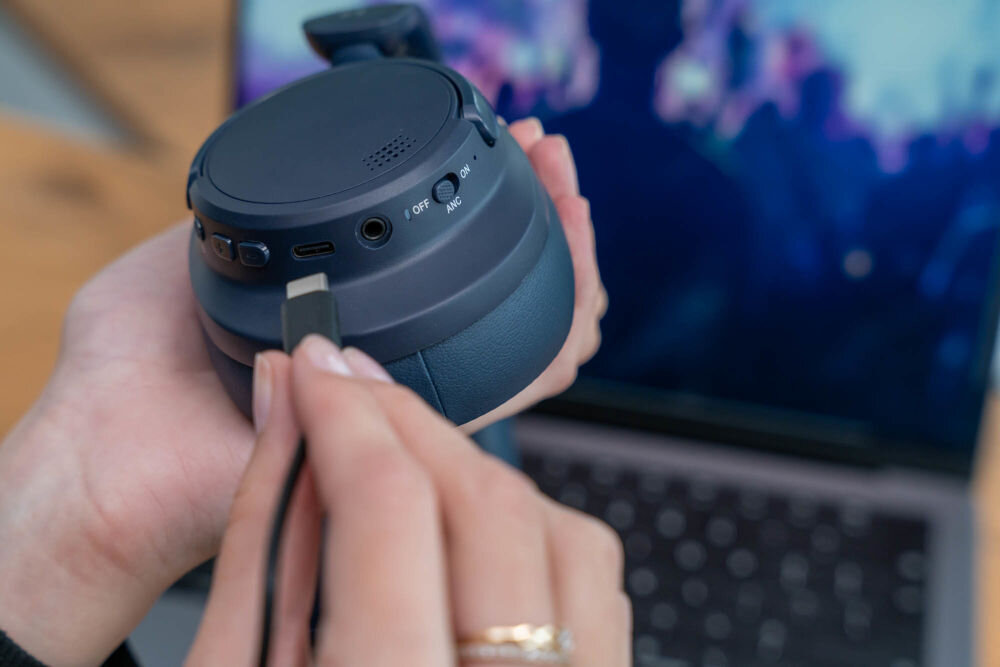 XMUSIC XWH300B czas pracy do 48h, 39h z ANC, akumulator 600 mAh, długie odtwarzanie