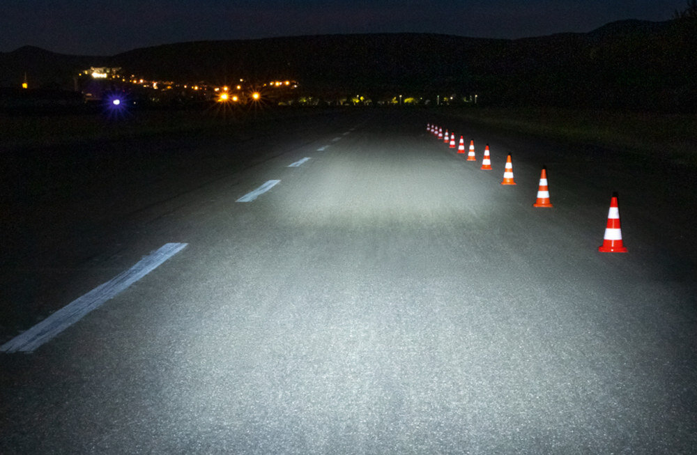 Lampka rowerowa SIGMA Aura 45 Trzy tryby świecenia eco standardowy potrzeby dopasowanie warunki