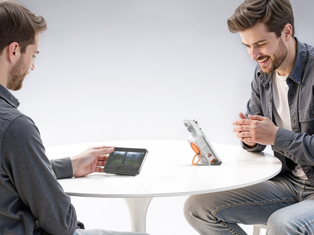 Ładowarka hybrydowa 4SMARTS 6w1 PD 22.5W
                ładowarka jako podstawka obrotowa podstawka 360 pozycja pionowo poziomo