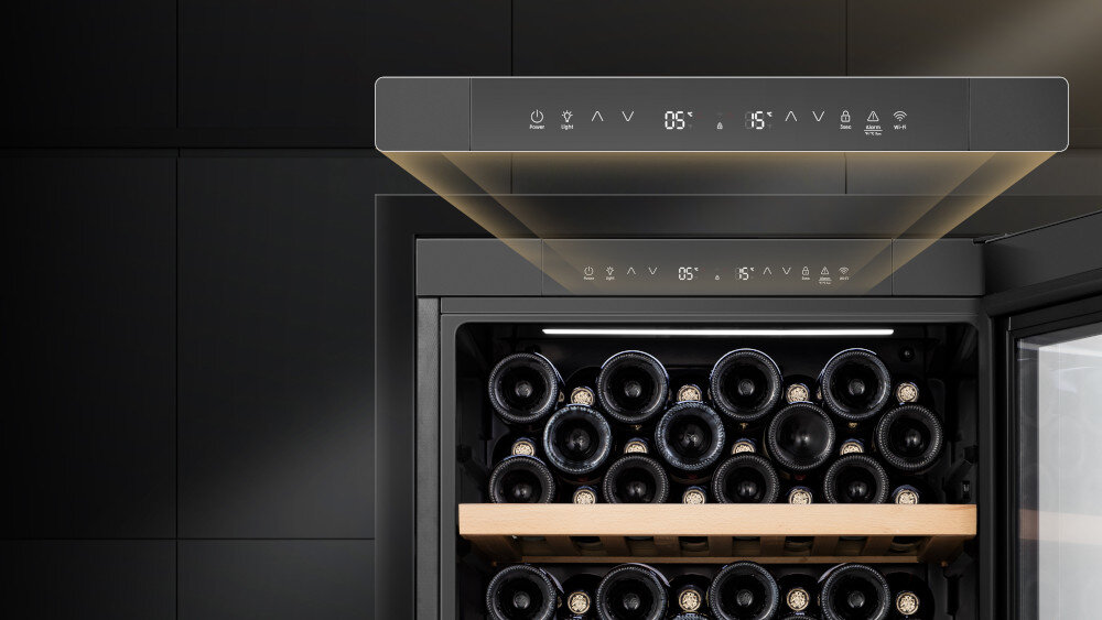 CHŁODZIARKA DO WINA HISENSE RW3N230GELF Dotykowe sterowanie elektroniczne panel sterowania regulacja temperatury oświetlenia elagancja funkcjonalność pełna kontrola