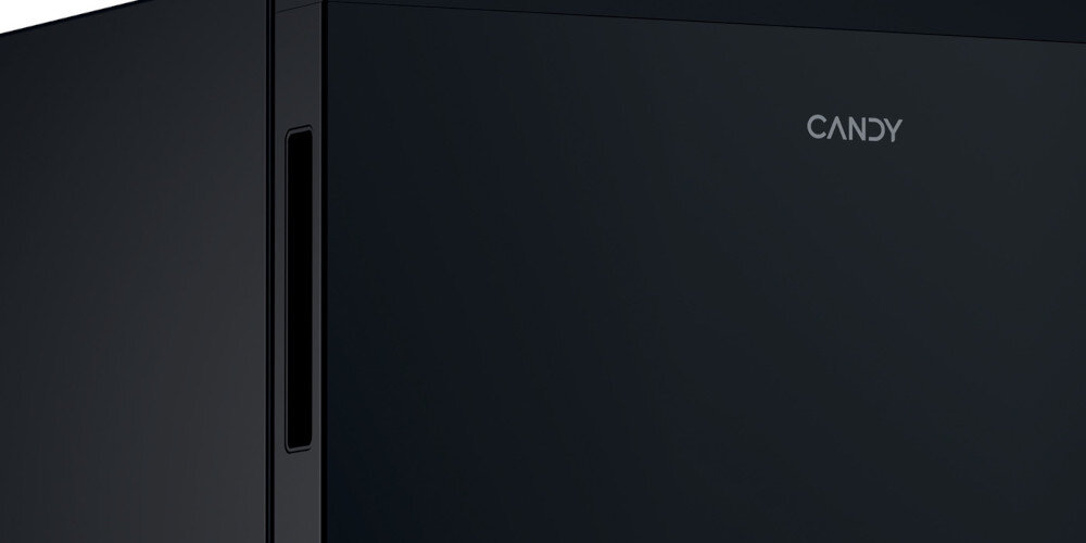 LODÓWKA CANDY CNOQ2S58EB wizualizacja lifestyle front zamknięta kolor czarny uchwyt boczny trwałość elegancja