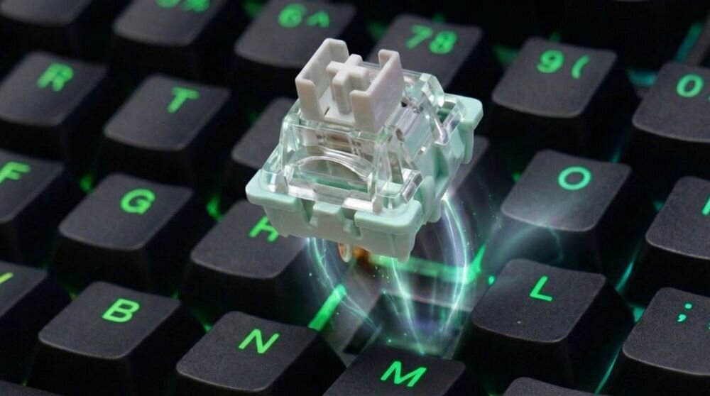 SAVIO Astral SAVIO ASTRAL przełączniki magnetyczne Outemu White Jade czujnik Halla Bezkontaktowa metoda aktywacji niskiemu oporowi mechanicznemu żywotnością do 100 milionów kliknięć - zbliżenie na przełącznik