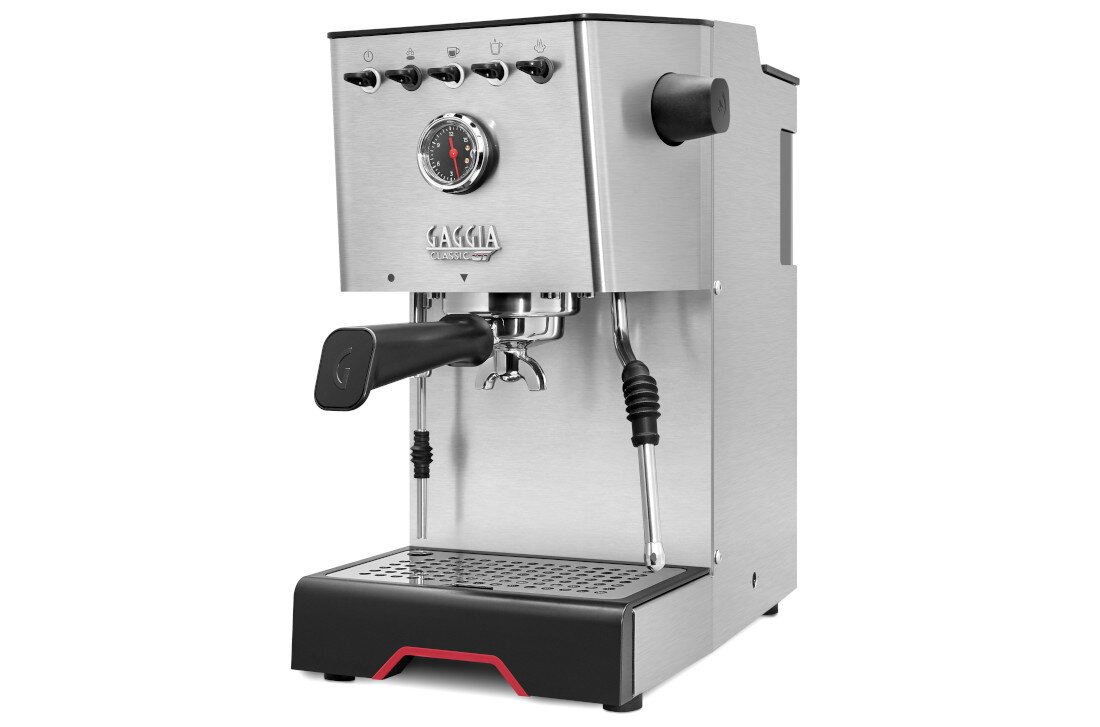 kspres GAGGIA Classic GT 688001000131 Profesjonalny zdjęcie lifestyle Szybkie przygotowanie kawy Moc 1300 W szybkie nagrzewanie  9 rodzajów napojów Zbiornik wody o pojemności 1 l 