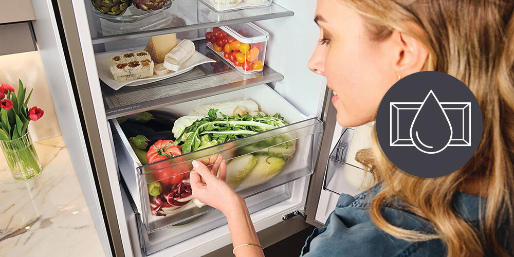 LODÓWKA CANDY ECNBQT3519EW wizualizacja gif ikona otwarta kobieta warzywa szuflada warzywa świeżość na długo szuflada z regulacją Adaptive Humidity Area Regulacja poziomu wilgotności