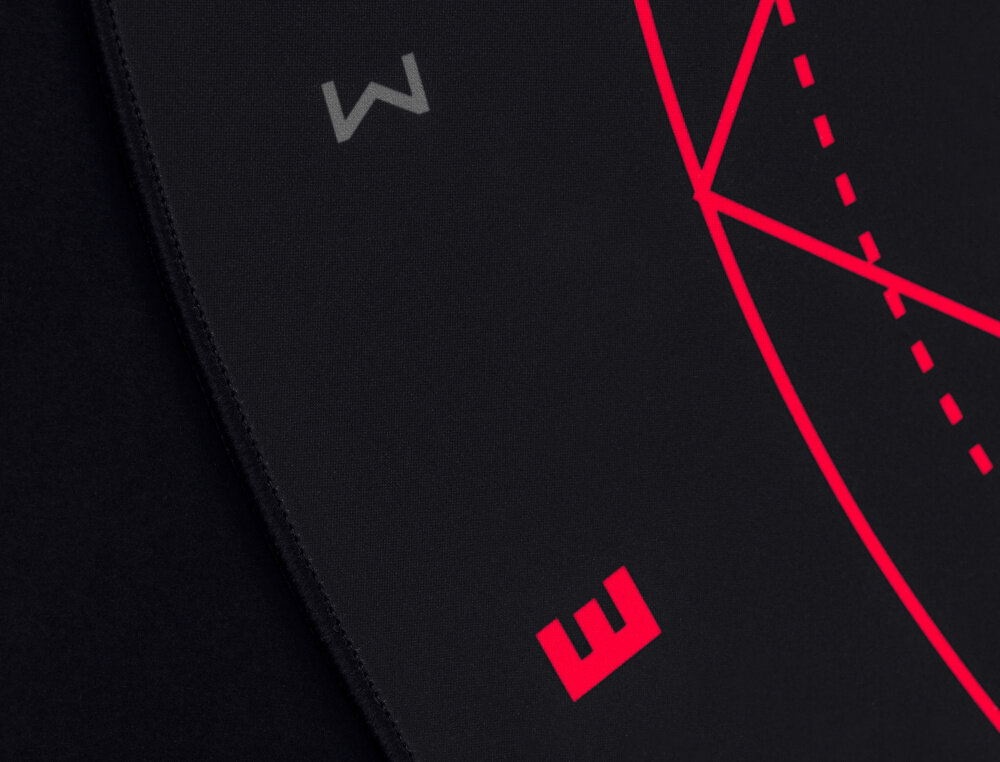 Mata pod fotel gamingowy DIABLO CHAIRS 1128 mata wygoda stylistyka ochrona podłoga jakość  czyszczenie