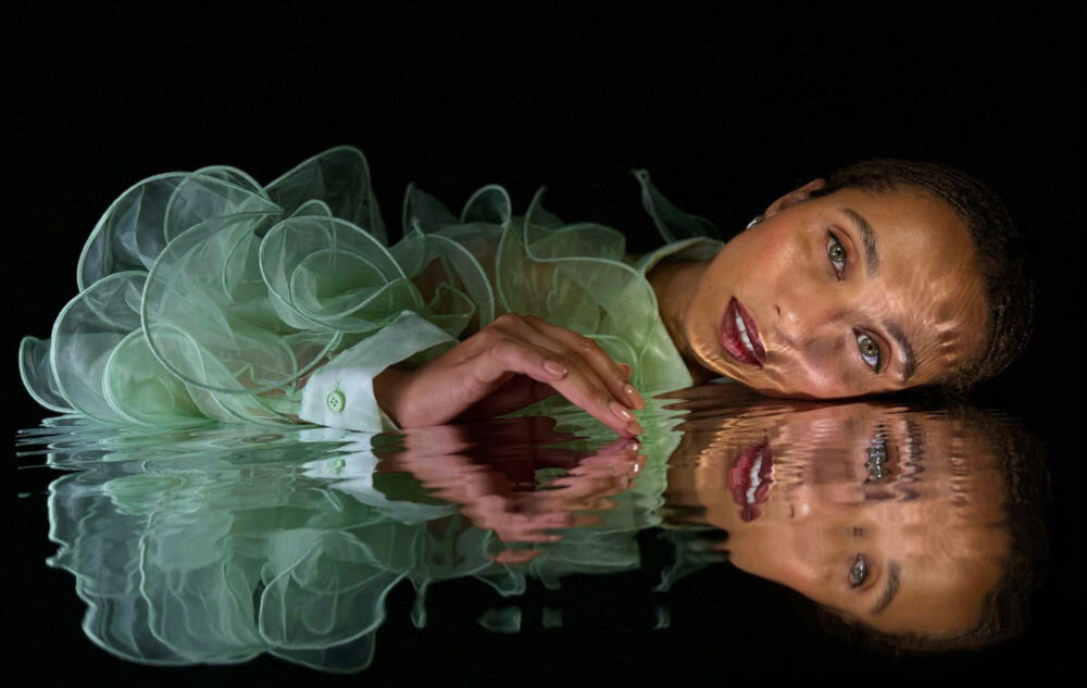 Smartfon APPLE iPhone 15 Pro ogniskowe portrety efekt bokeh