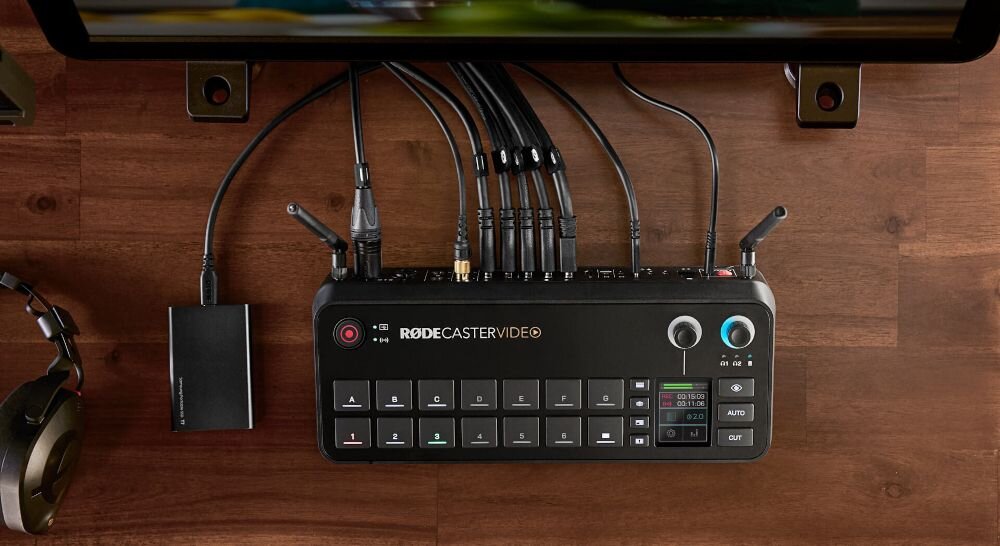 Mikser audio RODE Rodecaster Video - funkcja, mikser, grafiki multimedialne, przyciski funkcyjne, widok z gory