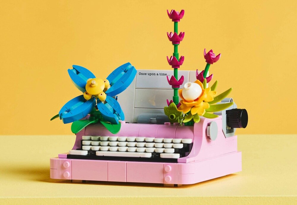 LEGO 31169 Creator 3w1 Maszyna do pisania z kwiatami      opis