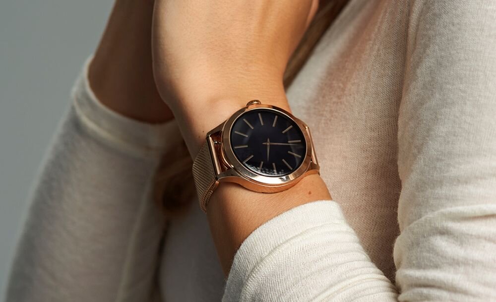 Smartwatch MAXCOM FW44 ekran tryb always on display