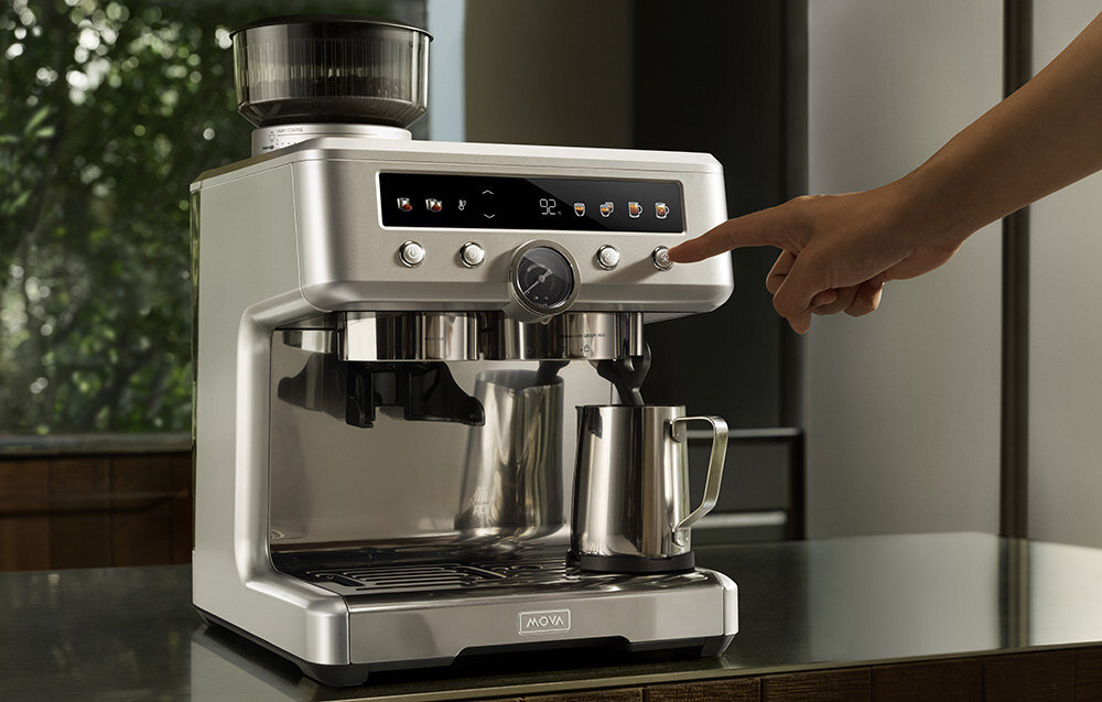 Ekspres MOVA S20 Pro Srebrny wygląd design tło wizualizacja Ulubiona kawa w Twoim domu
