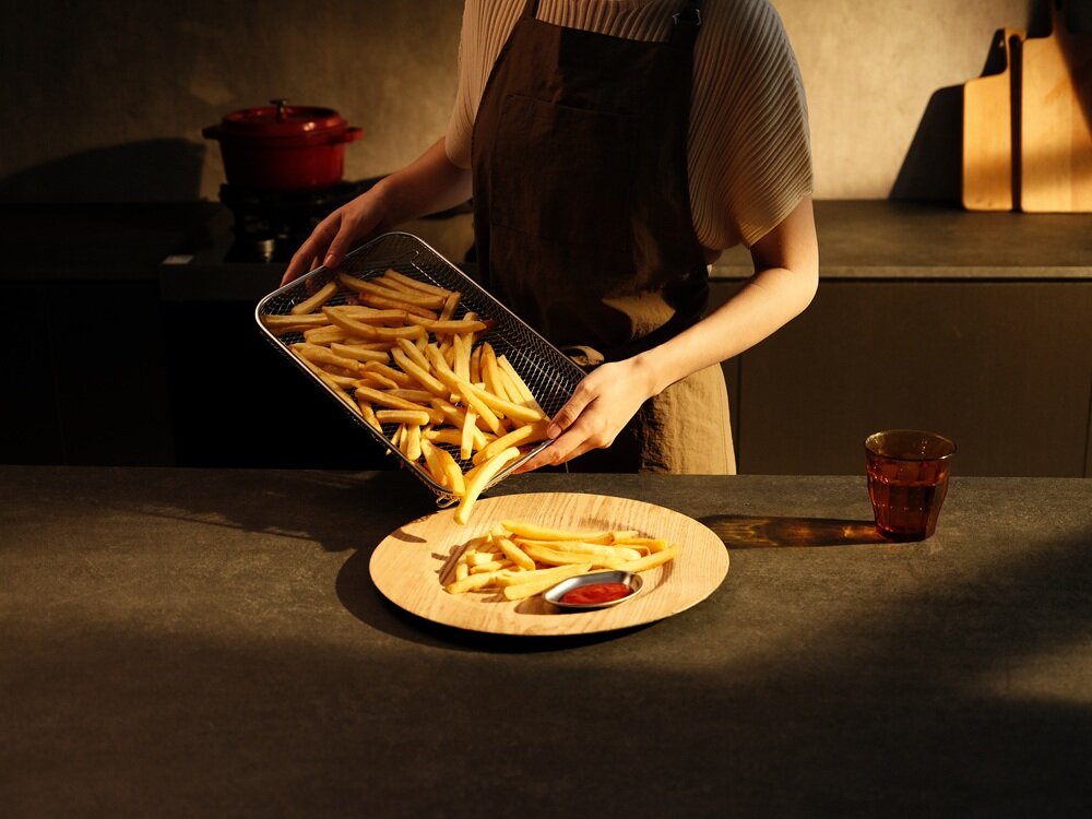 Grill elektryczny MOVA IG20 Pro stabilność, pewnie stoi na miejscu, częste użytkowanie