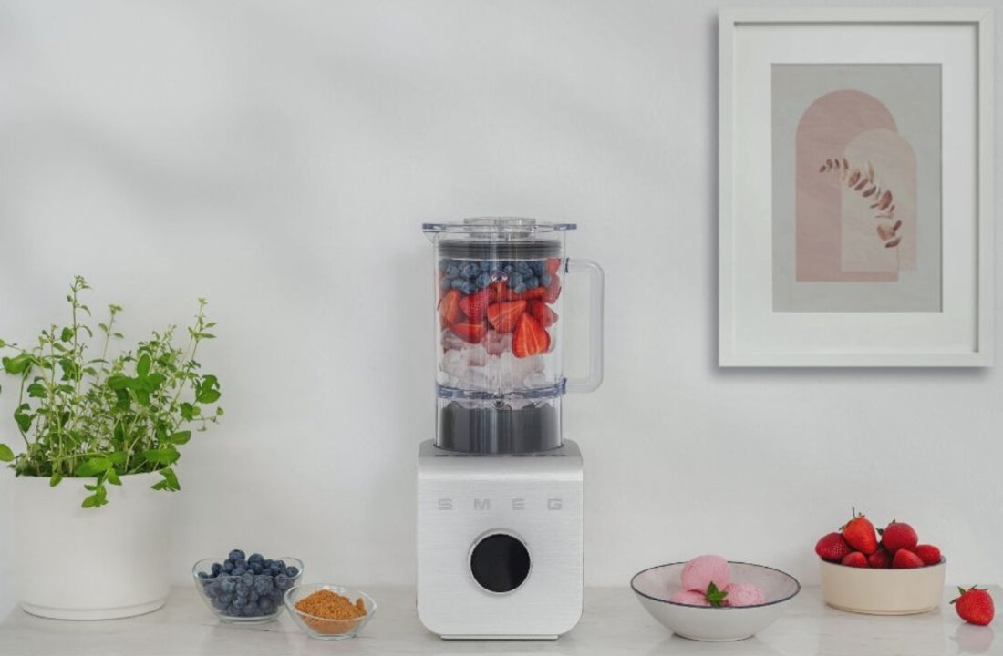 Blender kielichowy SMEG BLC02BLMEU wygląd prezentacja wizualizacja design Moc i wygoda na co dzień