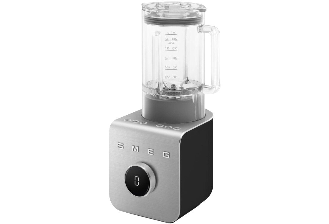 Blender kielichowy SMEG BLC02BLMEU Odpowiednia pojemność porcje komfort pracy