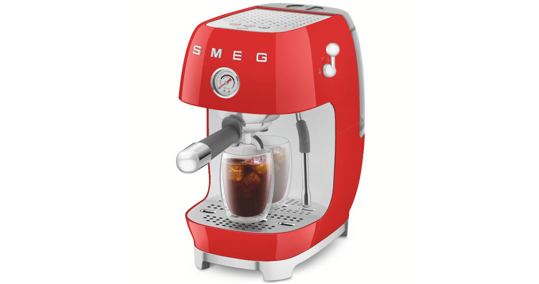 Ekspres SMEG ECF03RDEU Czerwony (Cold Brew) Szybkie przygotowanie napoju System Thermoblock  w kilka sekund moc Espresso i Cold Brew kawa