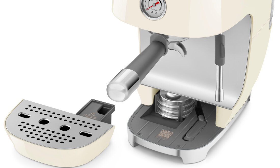 Ekspres SMEG ECF03CREU Kremowy (Cold Brew) Łatwe utrzymanie czystości Wyjmowana taca ociekowa praktyczne akcesoria szybkie czyszczenie higiena