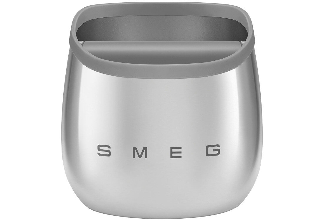 Odbijak do fusów SMEG ECKB01 Dopasowanie do sprzętu kompatybilność Spójność wymiarów i stylu organizacja  wspiera płynny rytm pracy