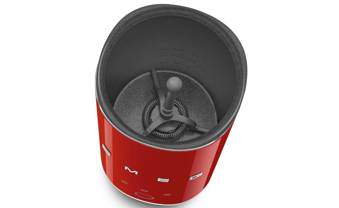 Spieniacz SMEG MFF02RDEU Czerwony Łatwe czyszczenie Wewnętrzna powłoka ceramiczna wyjmowany element spieniający wygoda higiena