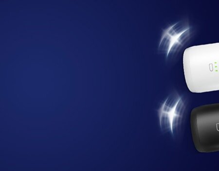 Zbliżenie na dolną część szczoteczki, na której znajduje się czujnik.