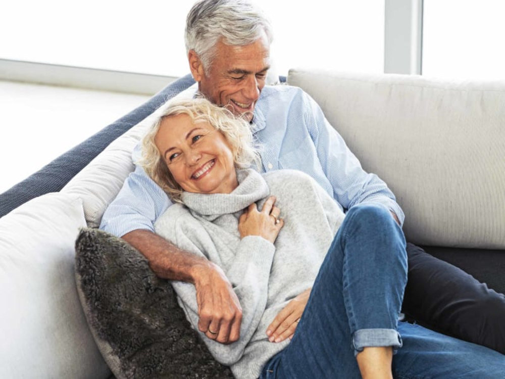 Ciśnieniomierz BEURER BM 85 Biały Dwupoziomowa pamięć pomiarów dwie pamięci  60 pomiarów  Regularne zapisywanie danych  analiza komunikacja