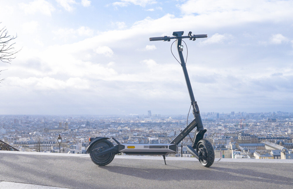 Hulajnoga elektryczna NAVEE S40 40 km 350W Amortyzacja 10—Czarny szybka sroedek transportu ekologiczna