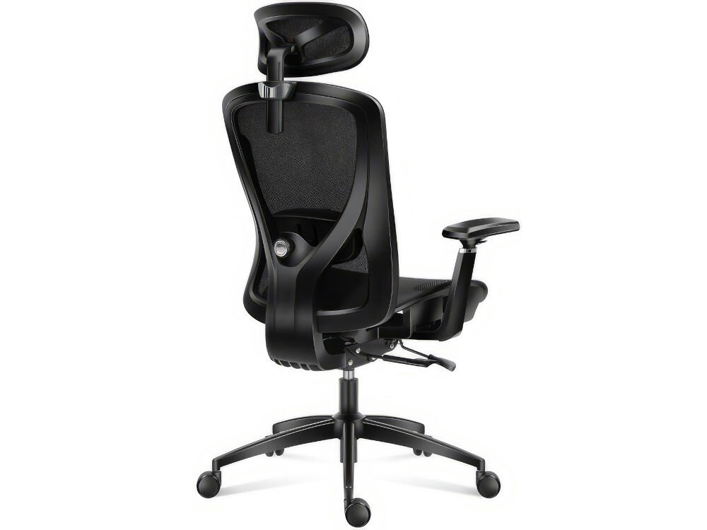 Fotel HUZARO Combat 7.3 Czarny prezentacja fotela na białym tle od tyłu pod kątem na białym tle komfort elastyczność szeroki zakres regulacji dostosowanie do własnych potrzeb ergonomia estetyka