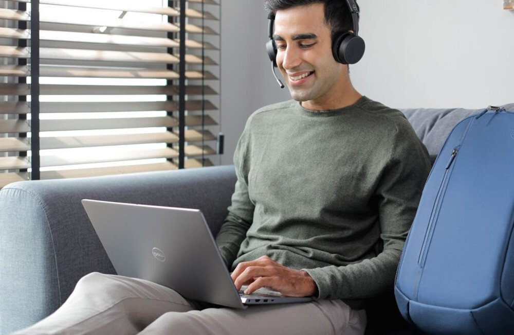 Laptop DELL Inspiron 3520-9874 15.6 IPS i5-1235U 16GB RAM 1TB SSD Windows 11 Home łączność Wi-Fi Bluetooth