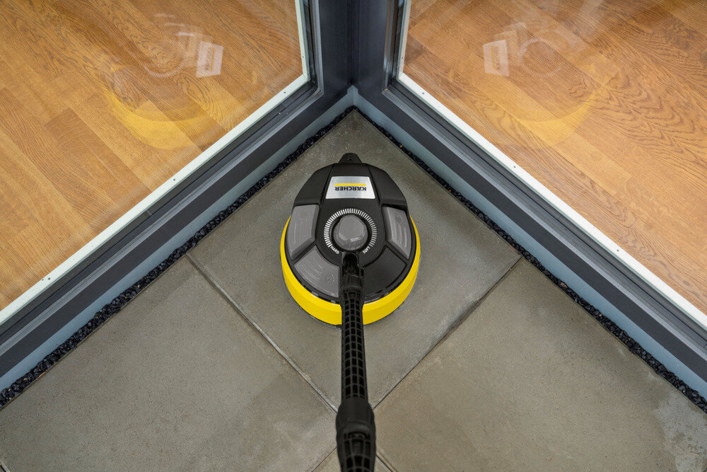 Szczotka KARCHER T-Racer T 7 Plus 2.644-074.0 wydajne urządzenie bez rozprysków wody obrotowe ramię dwie dyszw oszczędza czas kompatybilne z urządzeniami wysokociśnieniowymi klas K4 K7