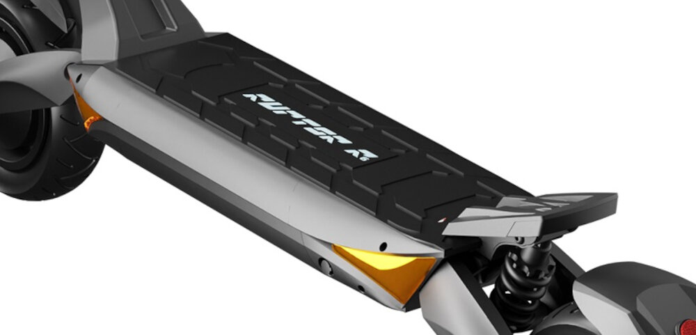 Hulajnoga elektryczna RUPTOR R6 V3 Czarny zbudowana zgodnie z najwyzszymi standardami bezpieczenstwa i produkcji maksymalna stabilnosc i komfort jazdy konstrukcja masywna pancerna aluminiowa bardzo trwala odporna na korozje duzy antyposlizgowy poklad nosnosc do 150 kg