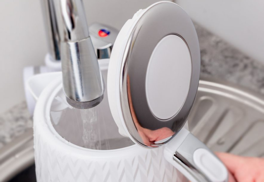 Czajnik ELDOM C260C Nelo moc 2000 W pojemnosc 1,7 l