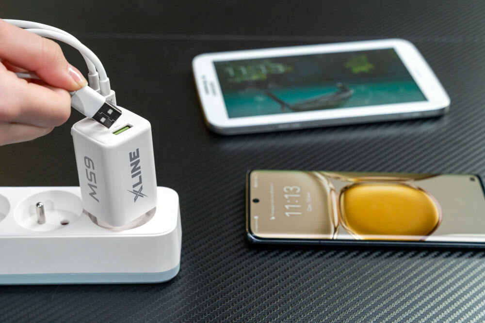 Ładowarka indukcyjna XLINE WCG653W Biały usb-c moc usb-a moc