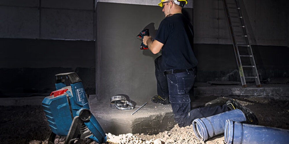 Wiertarko-wkrętarka BOSCH PSR 18 LI-2 system PowerLight wbudowana świecąca dioda