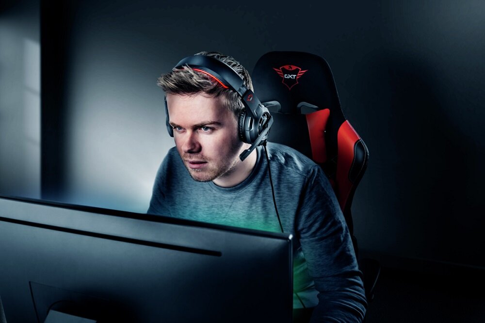 słuchawki TRUST GAMING GXT310 dzwięk przetwornik 40mm pasmo od 20 do 20000 HZ