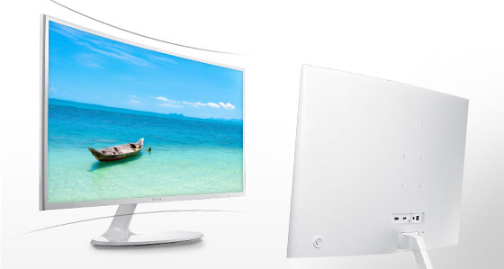 3 zakrzywione monitory