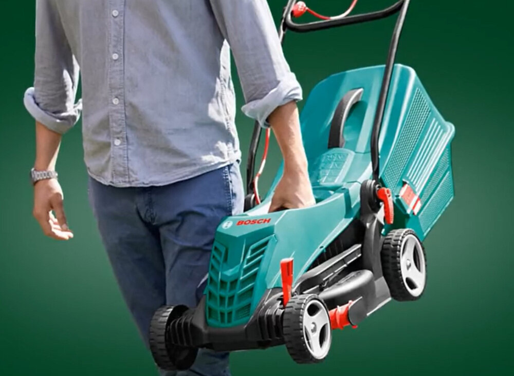 Kosiarka elektryczna BOSCH ARM 34 1300W kosz siatkowy na ścinki pojemnośc 40 litrów zintegrowany uchwyt na pokładzie