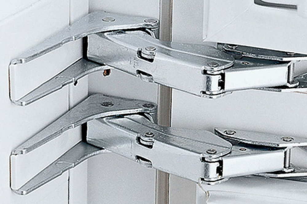 Lodówka GORENJE RIU6092AW - Flat hinge